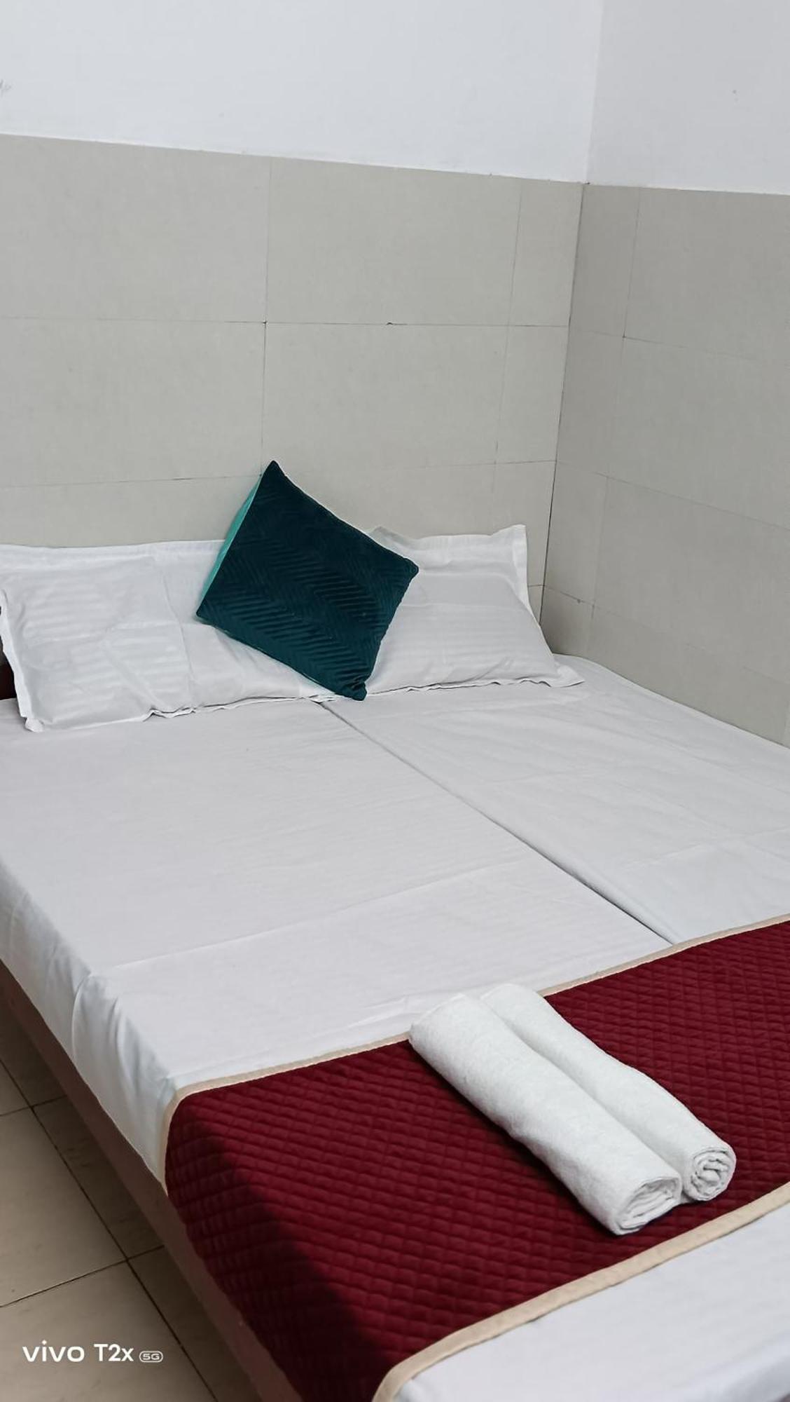 Midtown Residency Hotel Kozhikode Exterior photo